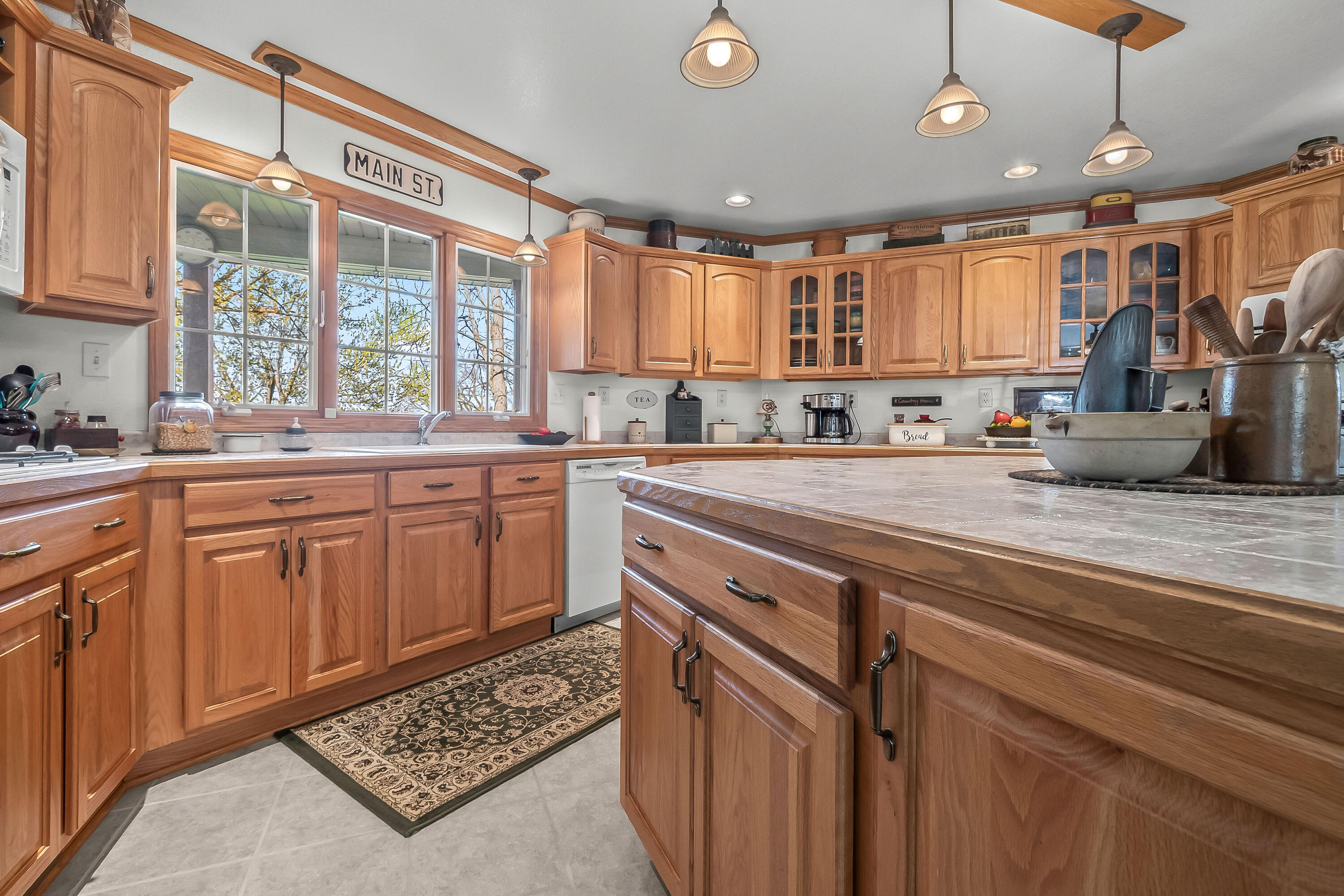 3185 Totem Trail