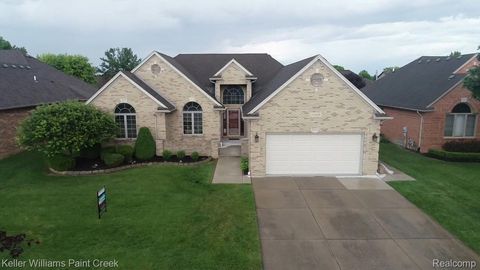 Photo of 54436 Jack Drive, Macomb Township, MI 48042 (MLS # 20261046242)