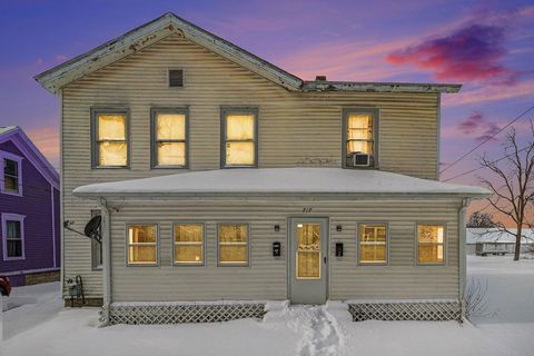 717 N Eaton Street Albion City MI 49224