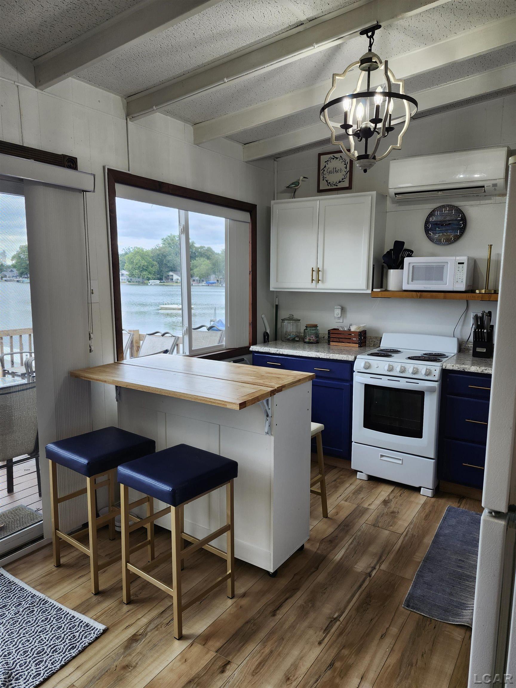 271 E Rose Lake Road