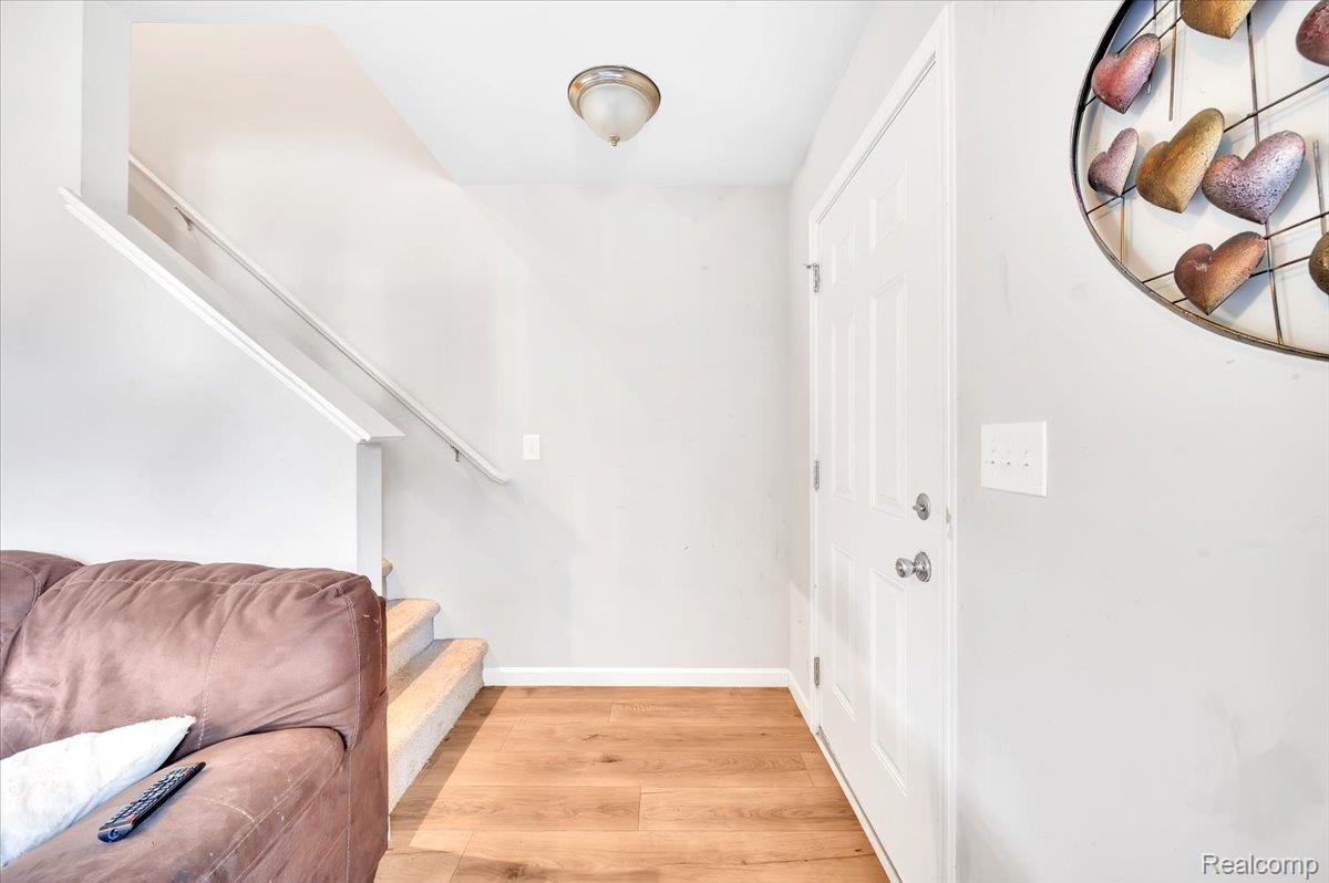 1031 Kemperwood Court