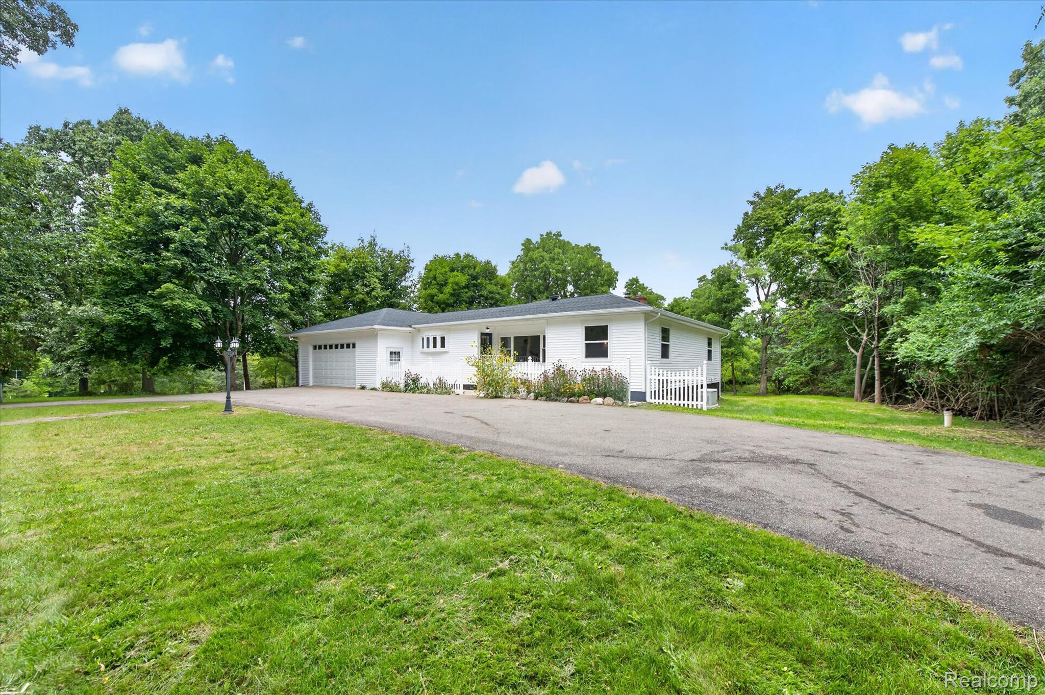 11403 White Lake Road