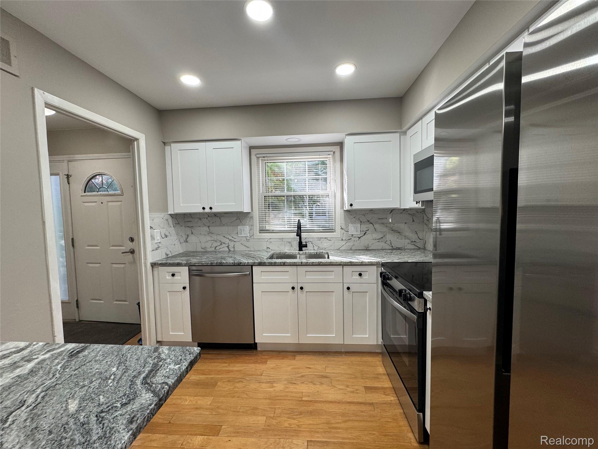 1775 BRENTWOOD Drive