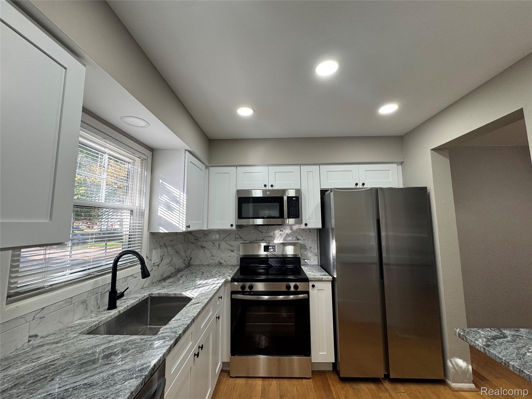 1775 BRENTWOOD Drive