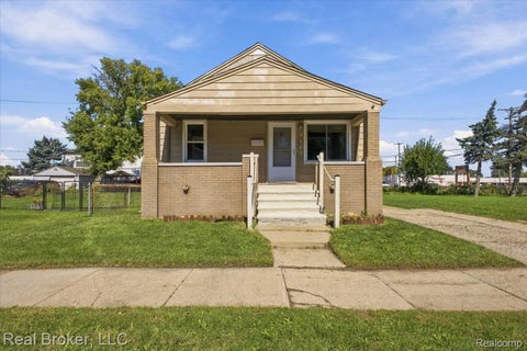Photo of 7267 Dodge Avenue, Warren City, MI 48091 (MLS # 20261076234)