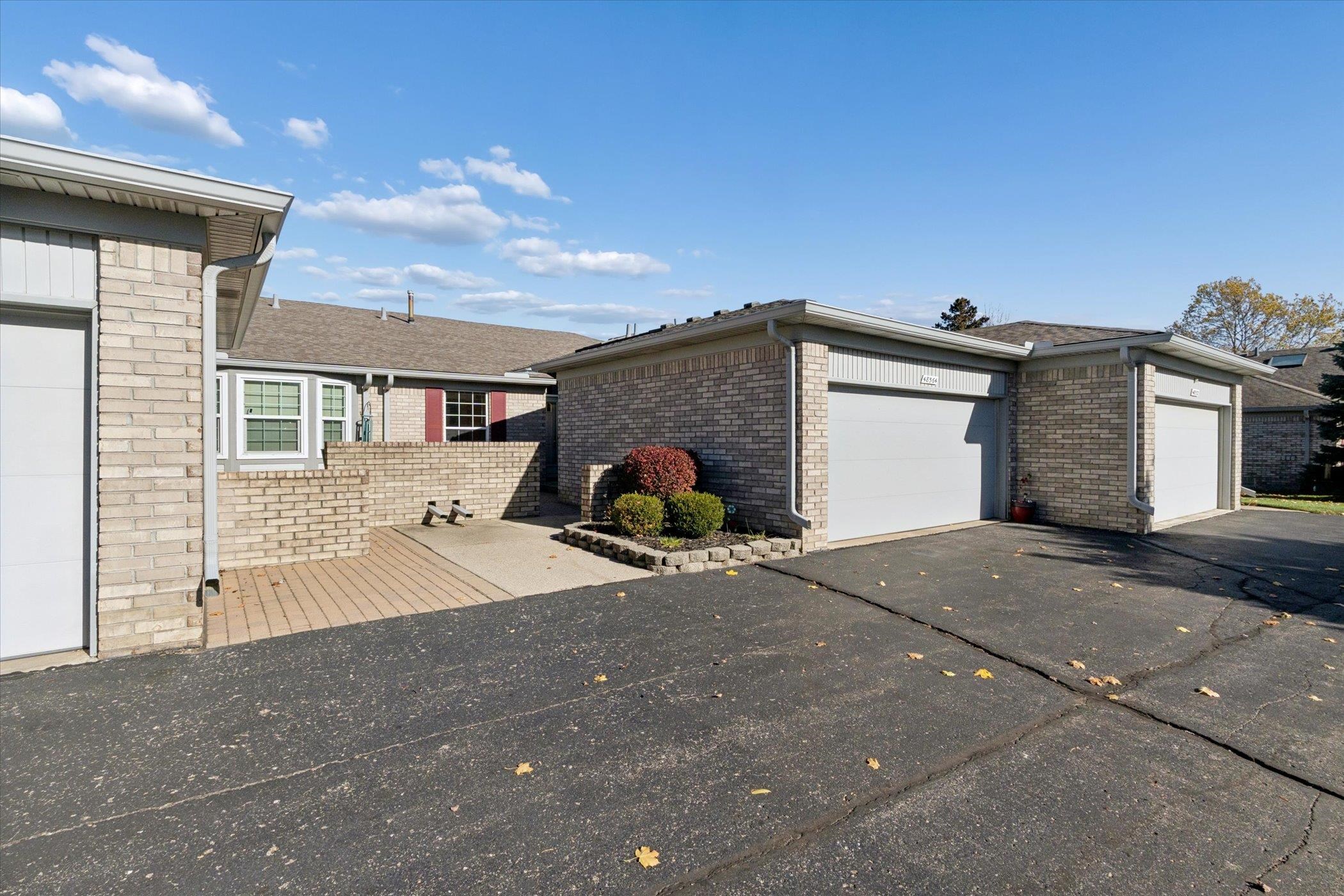 48564 Hudson Bay Ct Court