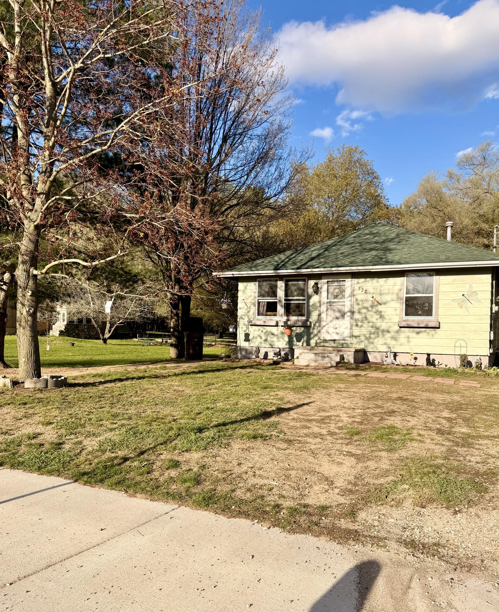 822 Mechanic Street