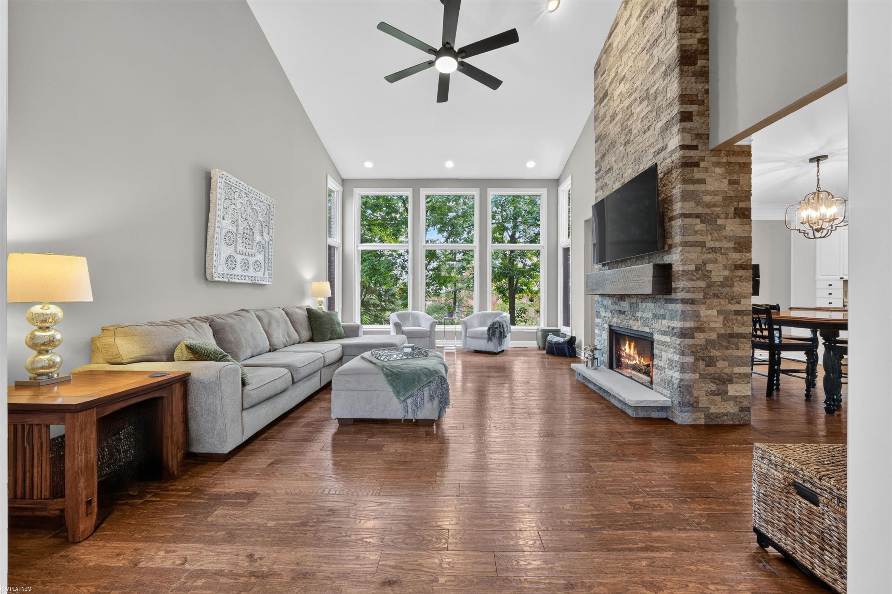4896 Brookside Lane