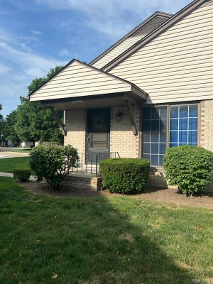 35138 N BAY CIR, HARRISON TOWNSHIP, MI 48045 - Image cfef2a3deea56f3e8c4fcc52556cd6d0/4221622696