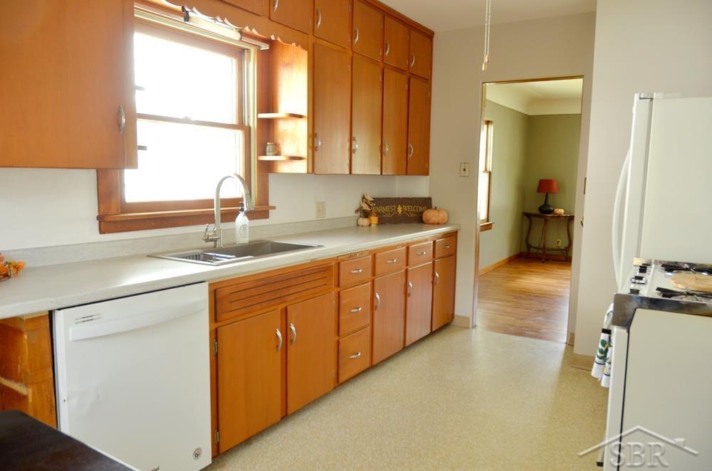 1521 chestnut Street