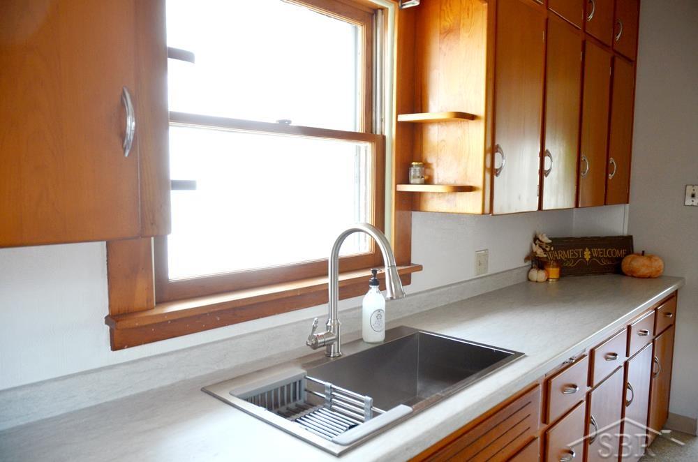 1521 chestnut Street