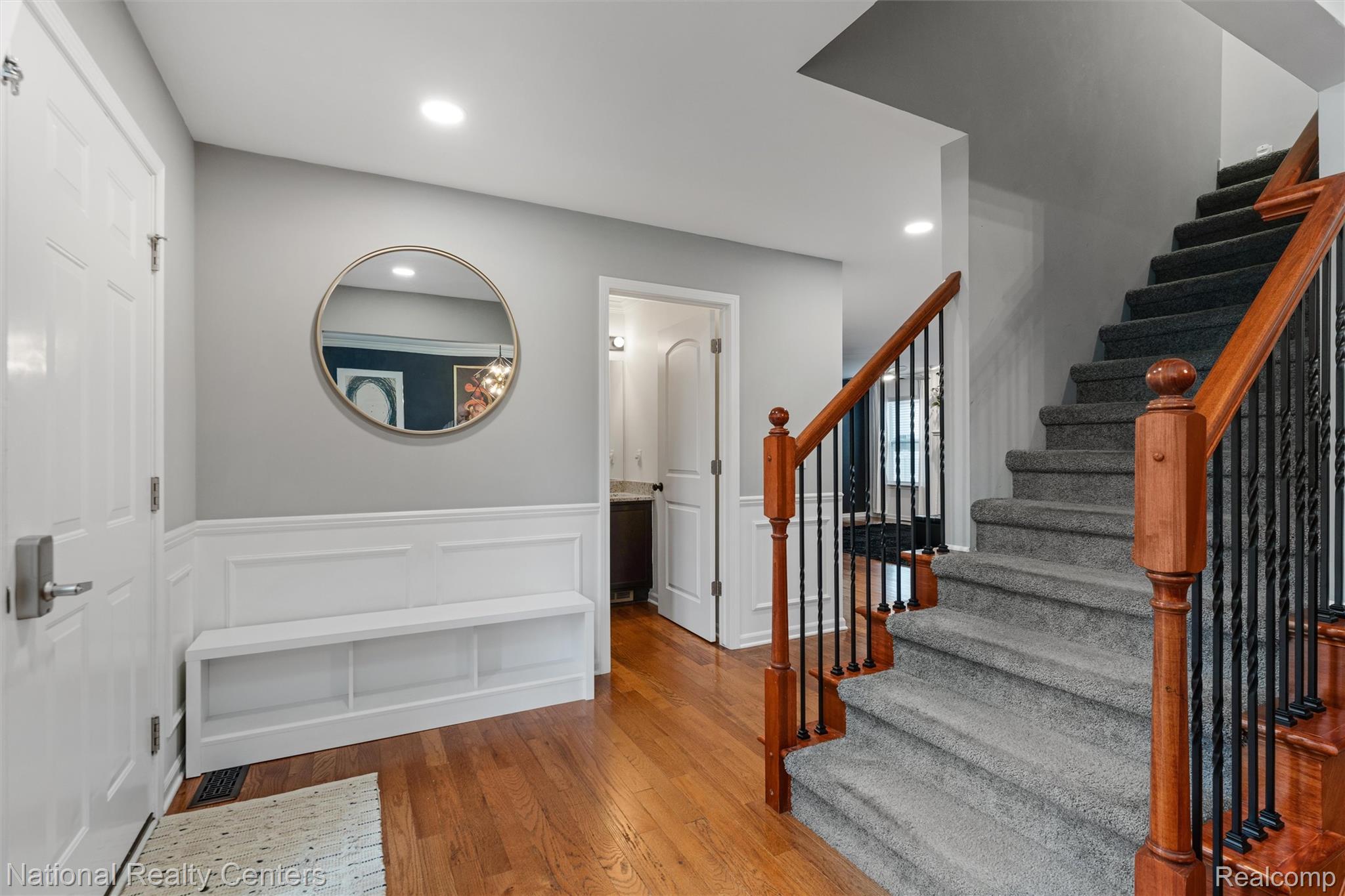 9317 Richfield