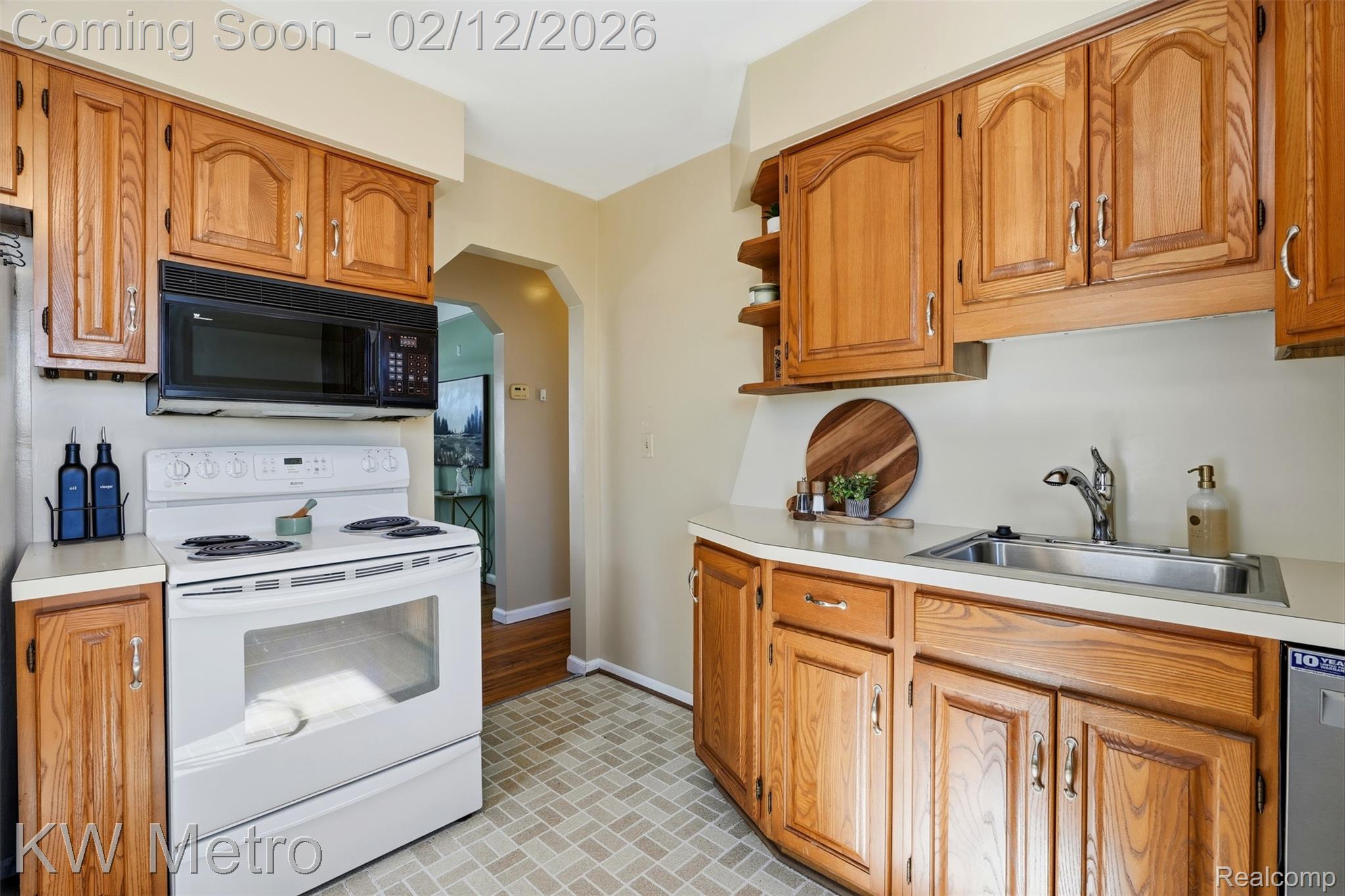 2926 N Altadena Avenue