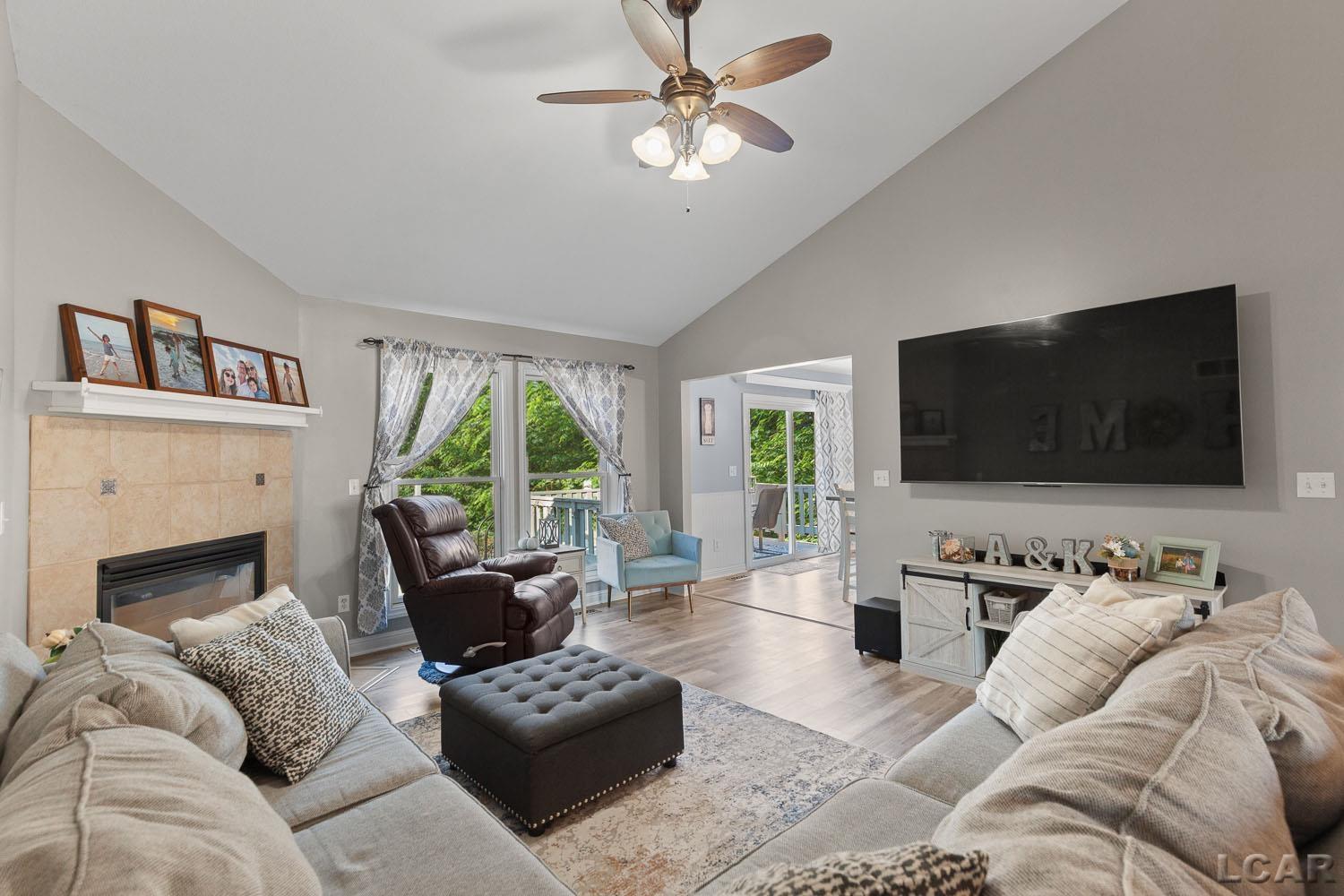 9472 Walnut Drive