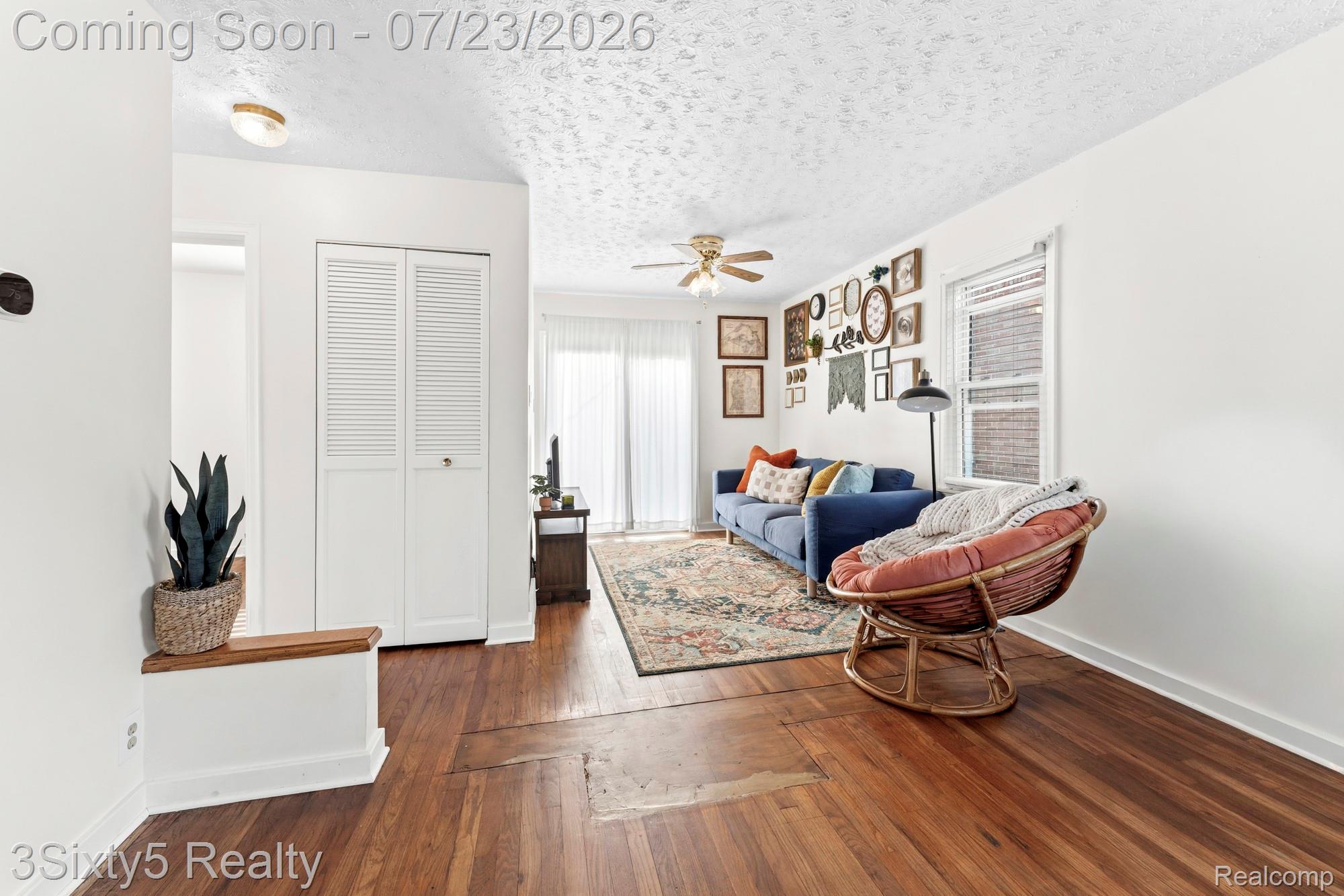 2063 10th Street