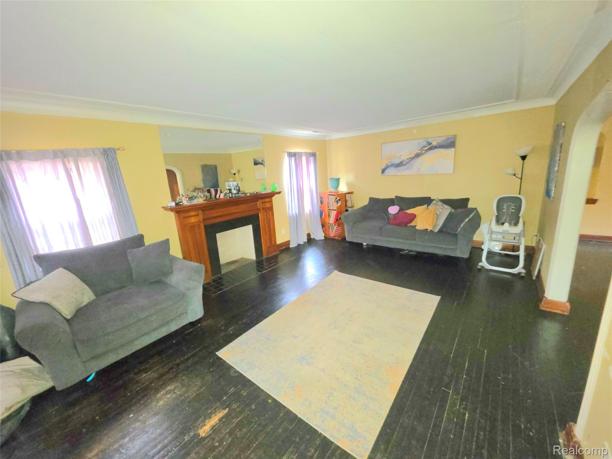 2321 Oakman Boulevard