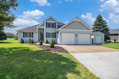 2173 Fawn Glen Circle Lapeer City MI 48446