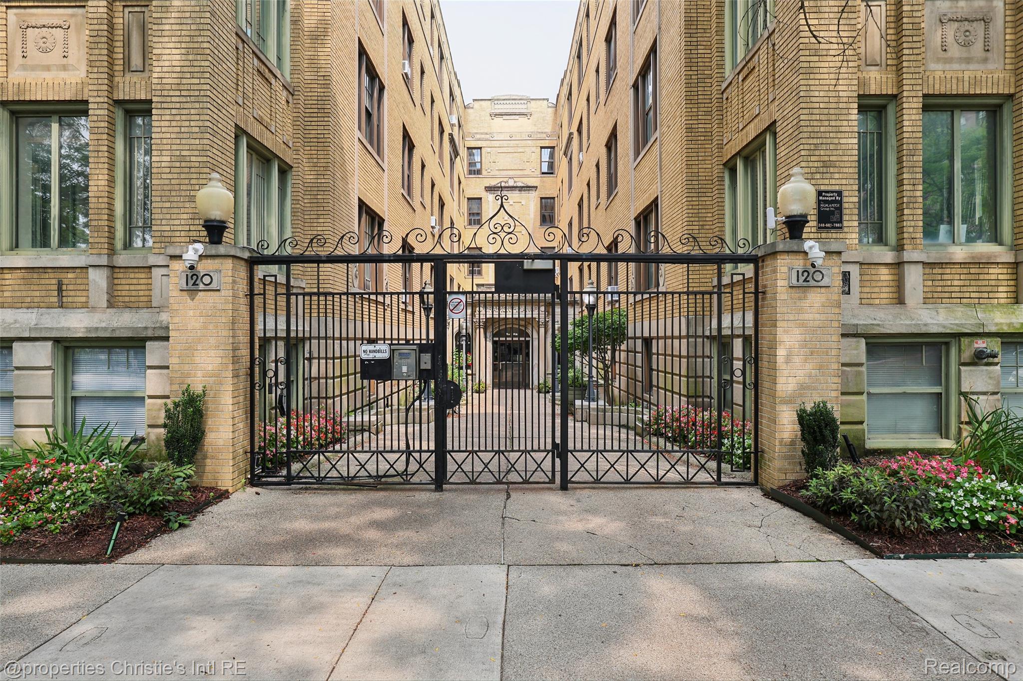 120 Seward Street 111