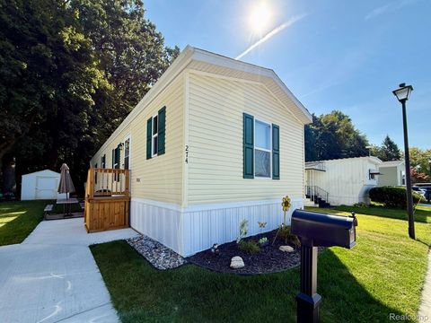 39500 Warren Road, Lot#274 Canton Charter Township MI 48187