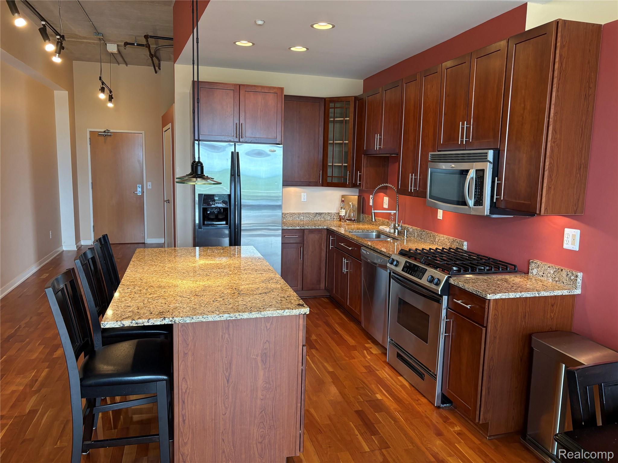 350 N. Main Street 602