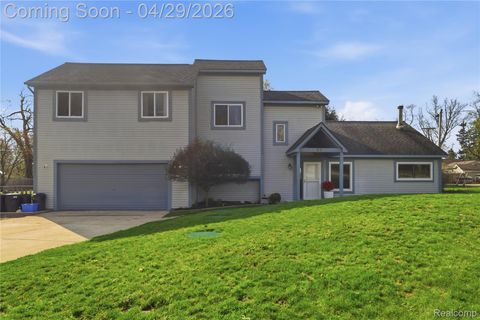 3357 Giddings Boulevard Highland Charter Township MI 48356