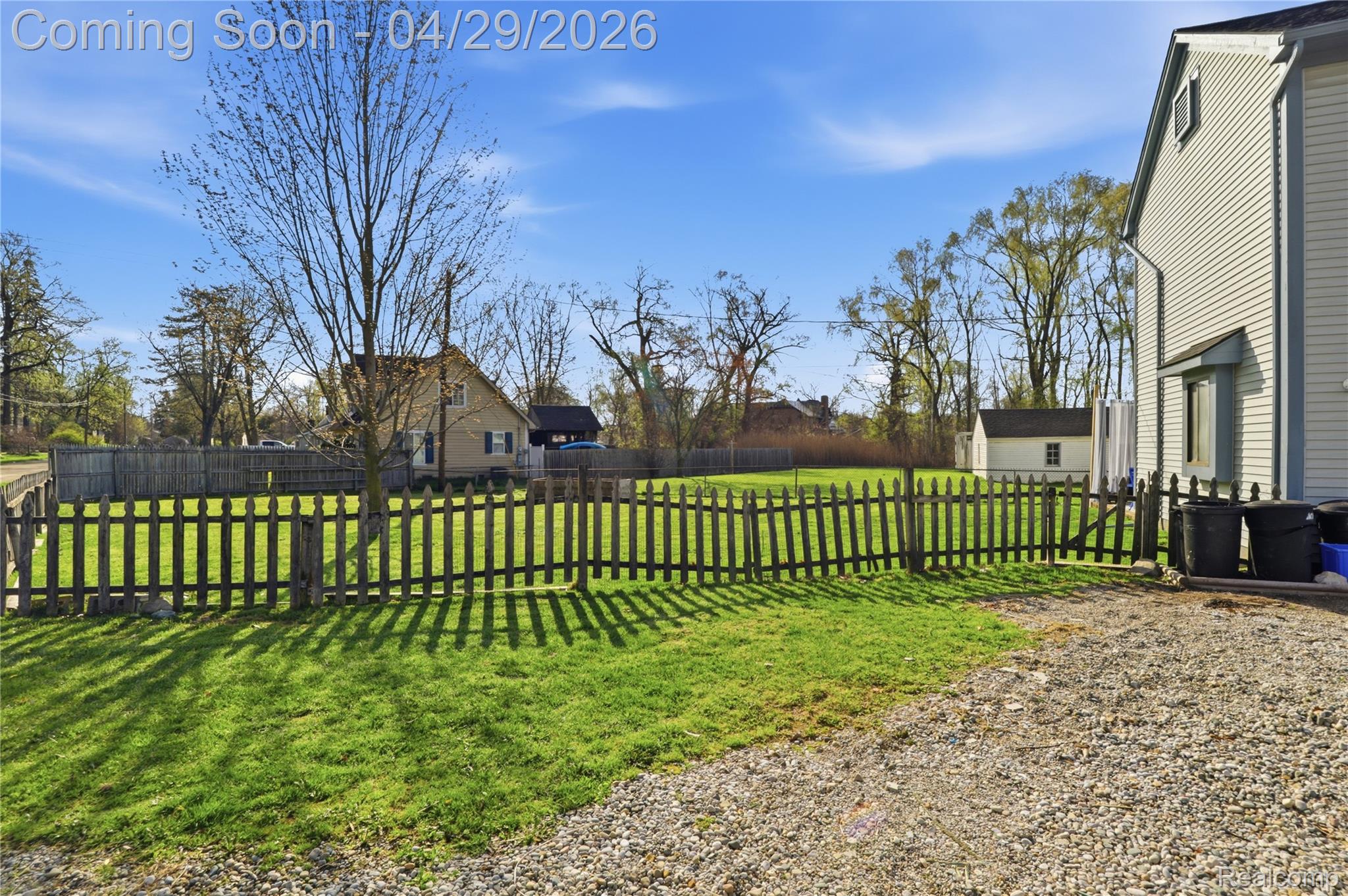 3357 Giddings Boulevard