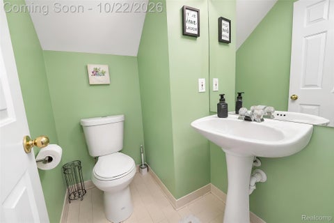 Tiny photo for 854 Summerfield Drive, Westland City, MI 48185 (MLS # 20261085021)