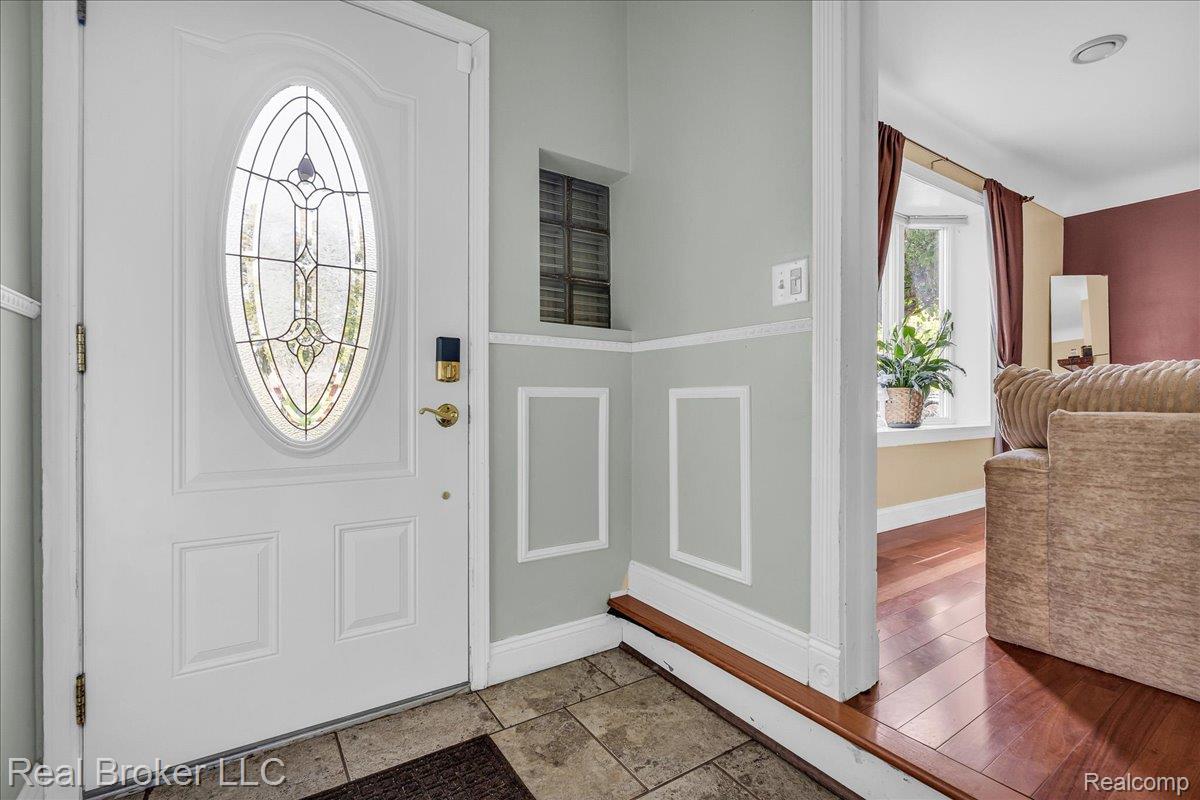 28251 Wildwood Trail