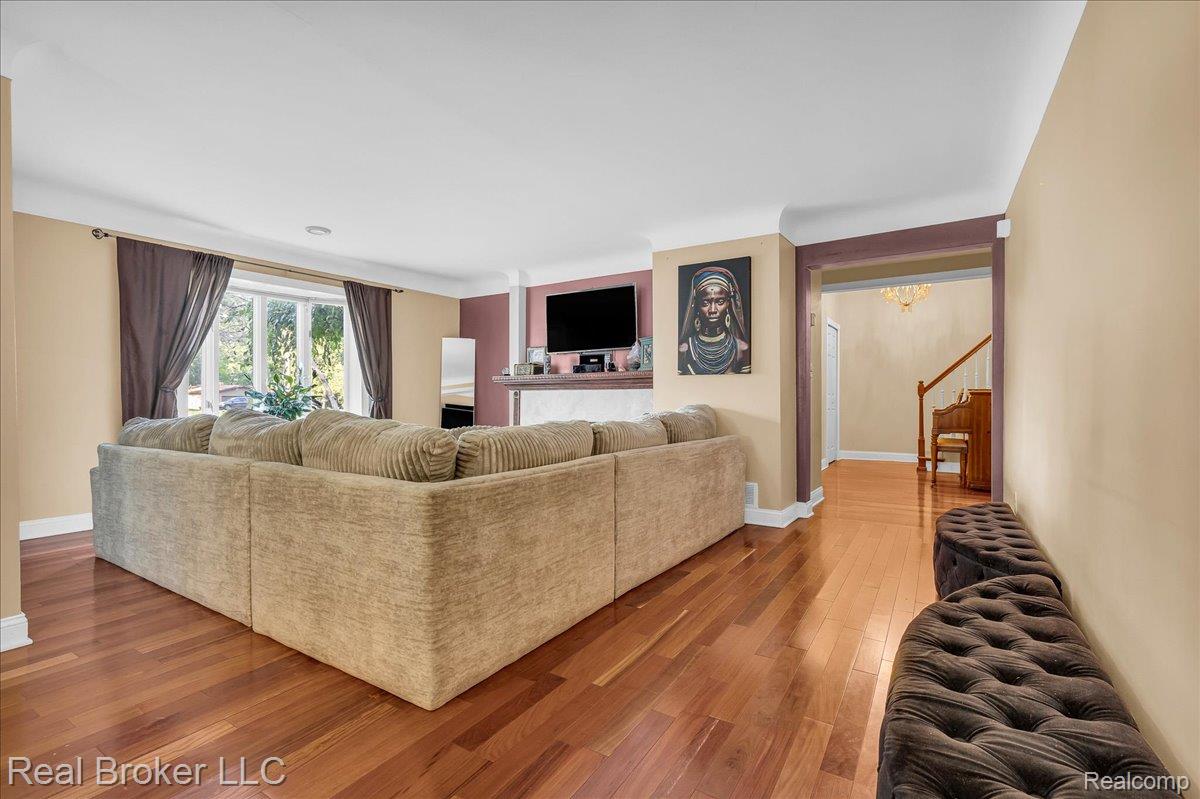 28251 Wildwood Trail