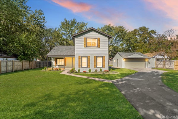 13725 LEONARD AVE, WARREN, MI 48089 - Image d04cb2a87c36dcd0f4c67e72cc2227b7/2642558220