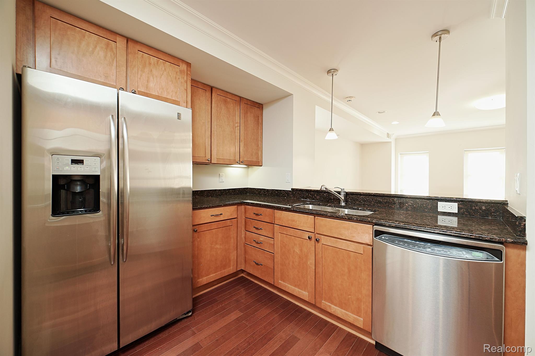 1135 SHELBY Street 2708