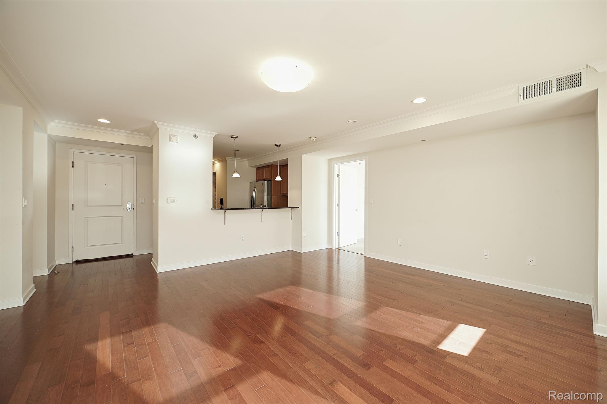 1135 SHELBY Street 2708