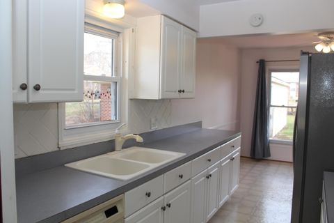 Tiny photo for 1117 Coleman Street, Ypsilanti Charter Township, MI 48198 (MLS # 81026013058)