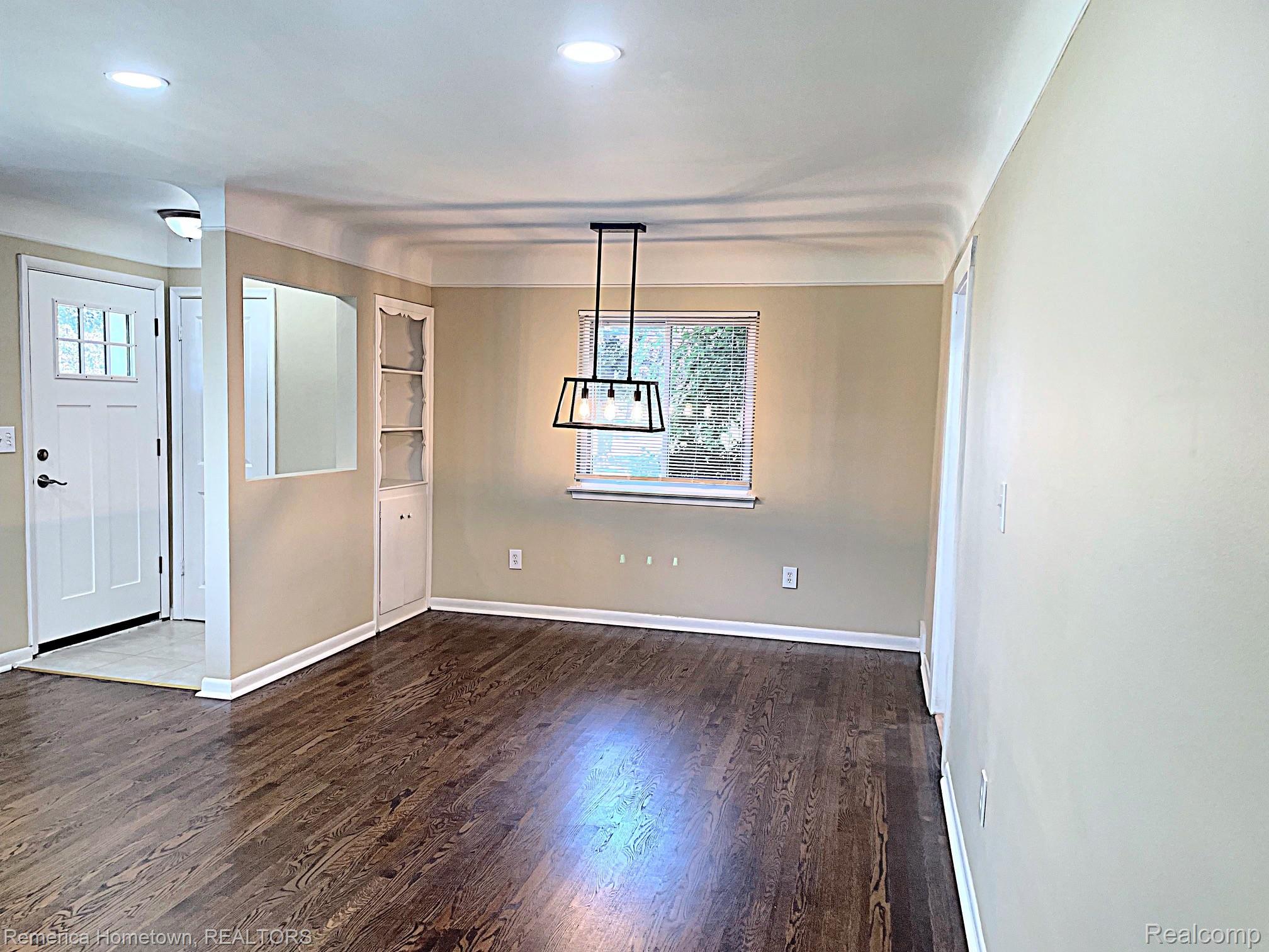 5948 Cambourne Road