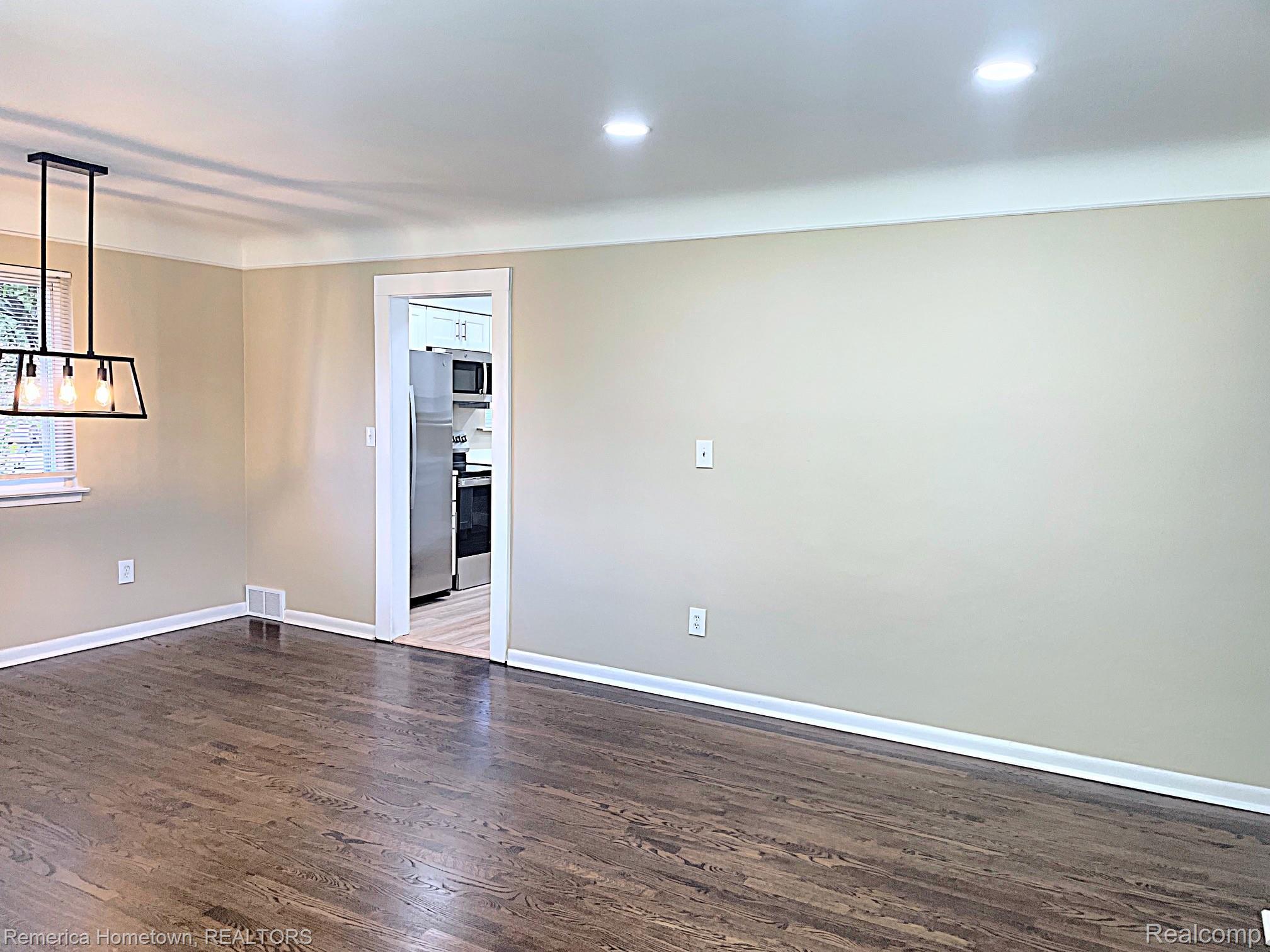 5948 Cambourne Road