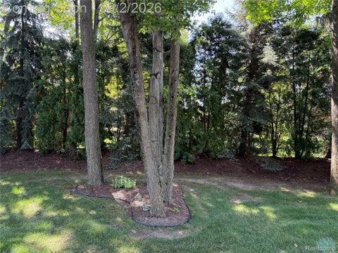 Tiny photo for 13046 Partridge Run, Shelby Charter Township, MI 48315 (MLS # 20261069368)