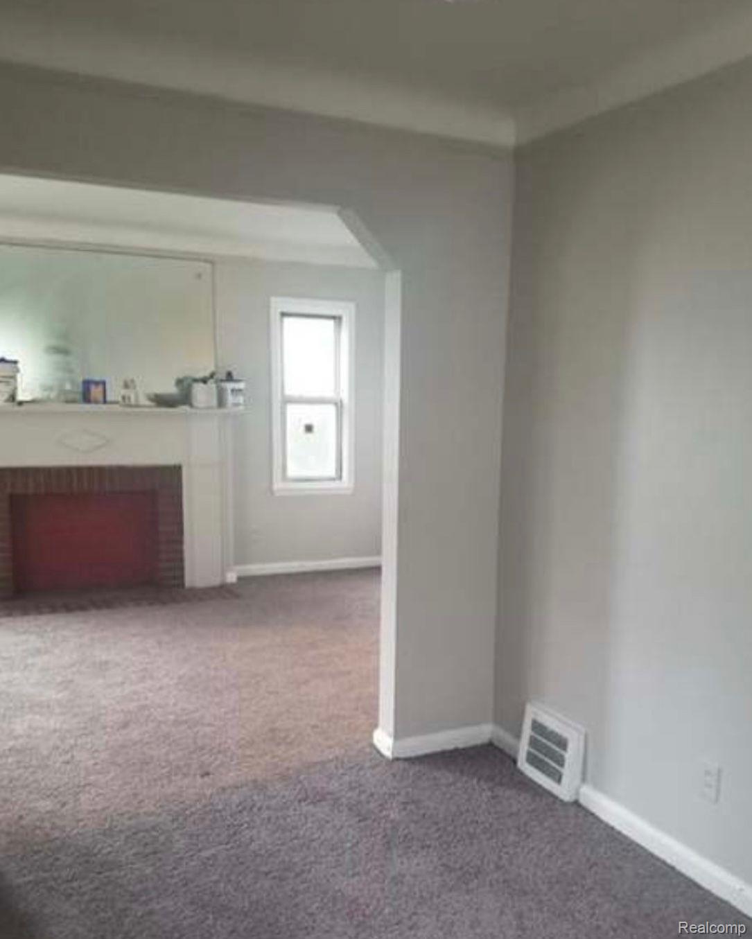 20502 Riopelle Street