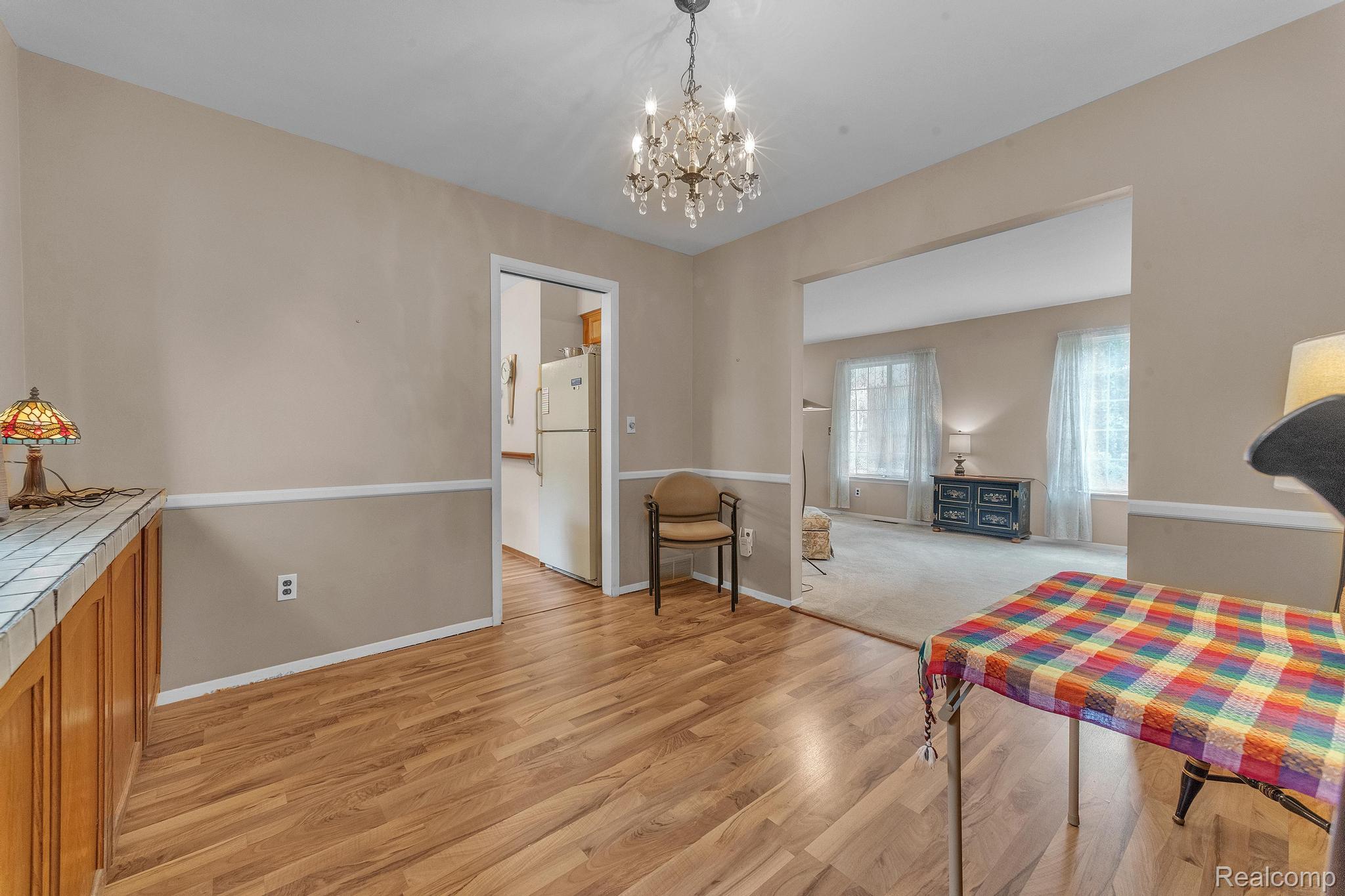 Clawson City, Michigan 48017, United States, 4 Bedrooms Bedrooms, ,2 BathroomsBathrooms,Residential,Pending,148945