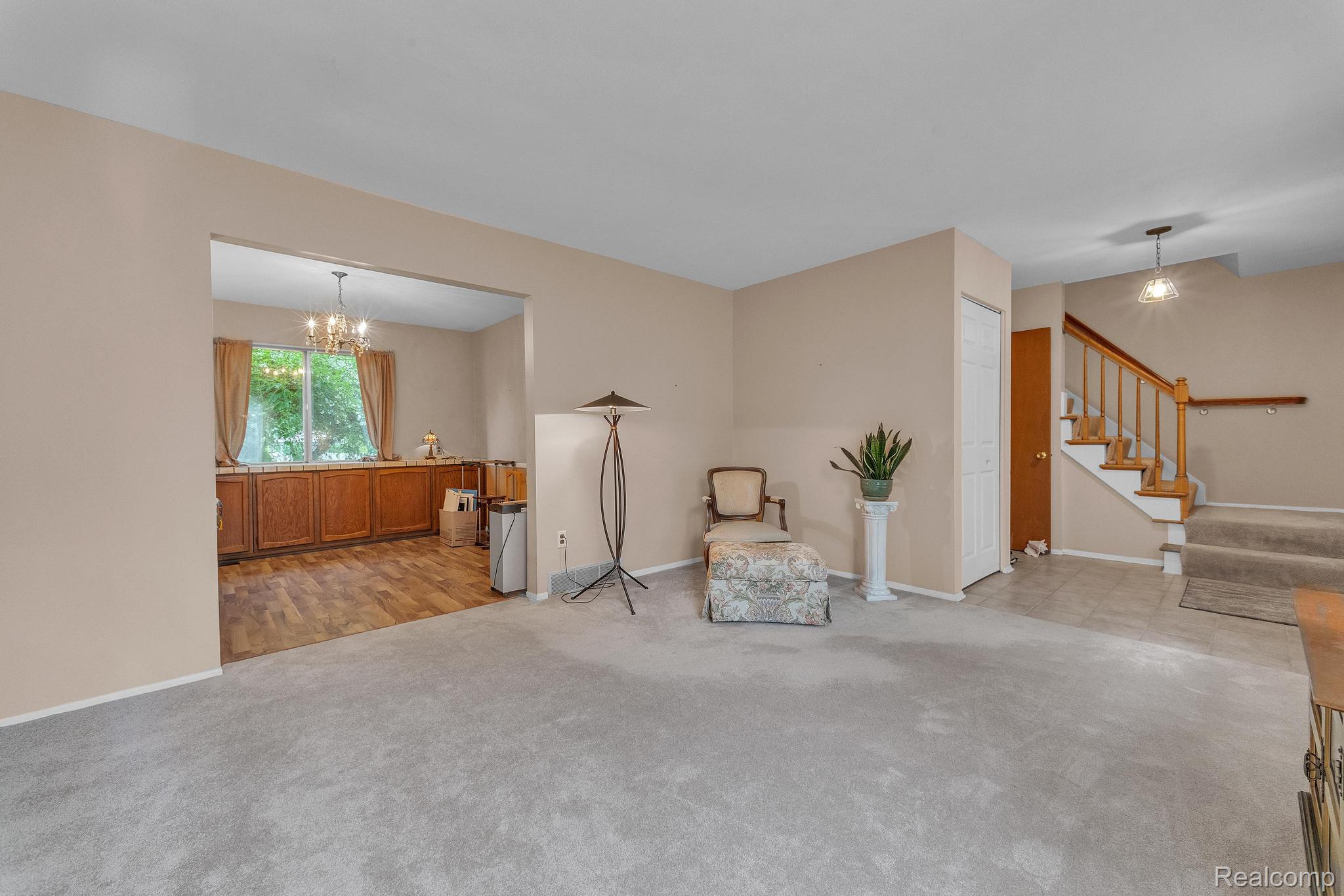 Clawson City, Michigan 48017, United States, 4 Bedrooms Bedrooms, ,2 BathroomsBathrooms,Residential,Pending,148945