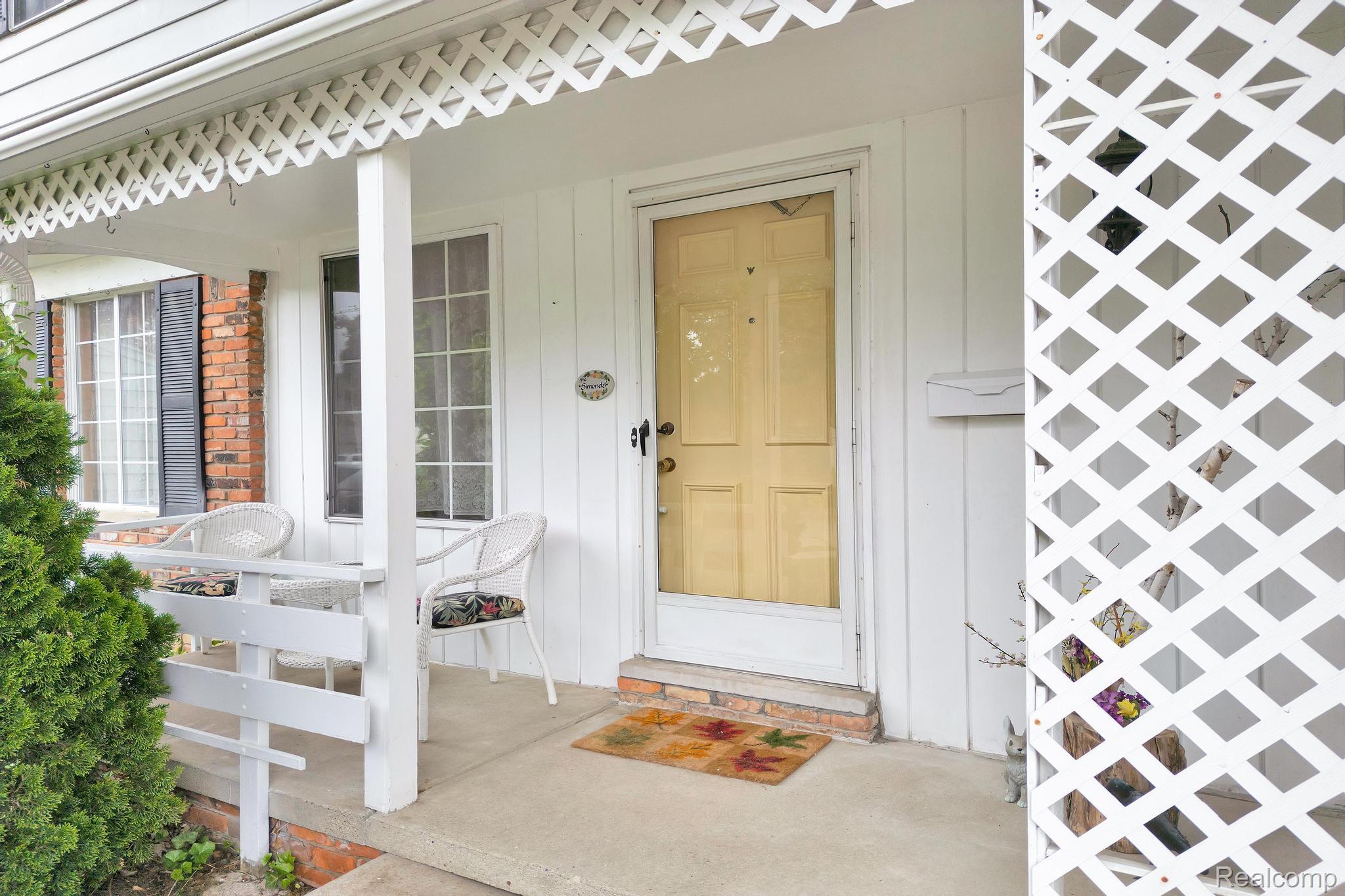 Clawson City, Michigan 48017, United States, 4 Bedrooms Bedrooms, ,2 BathroomsBathrooms,Residential,Pending,148945