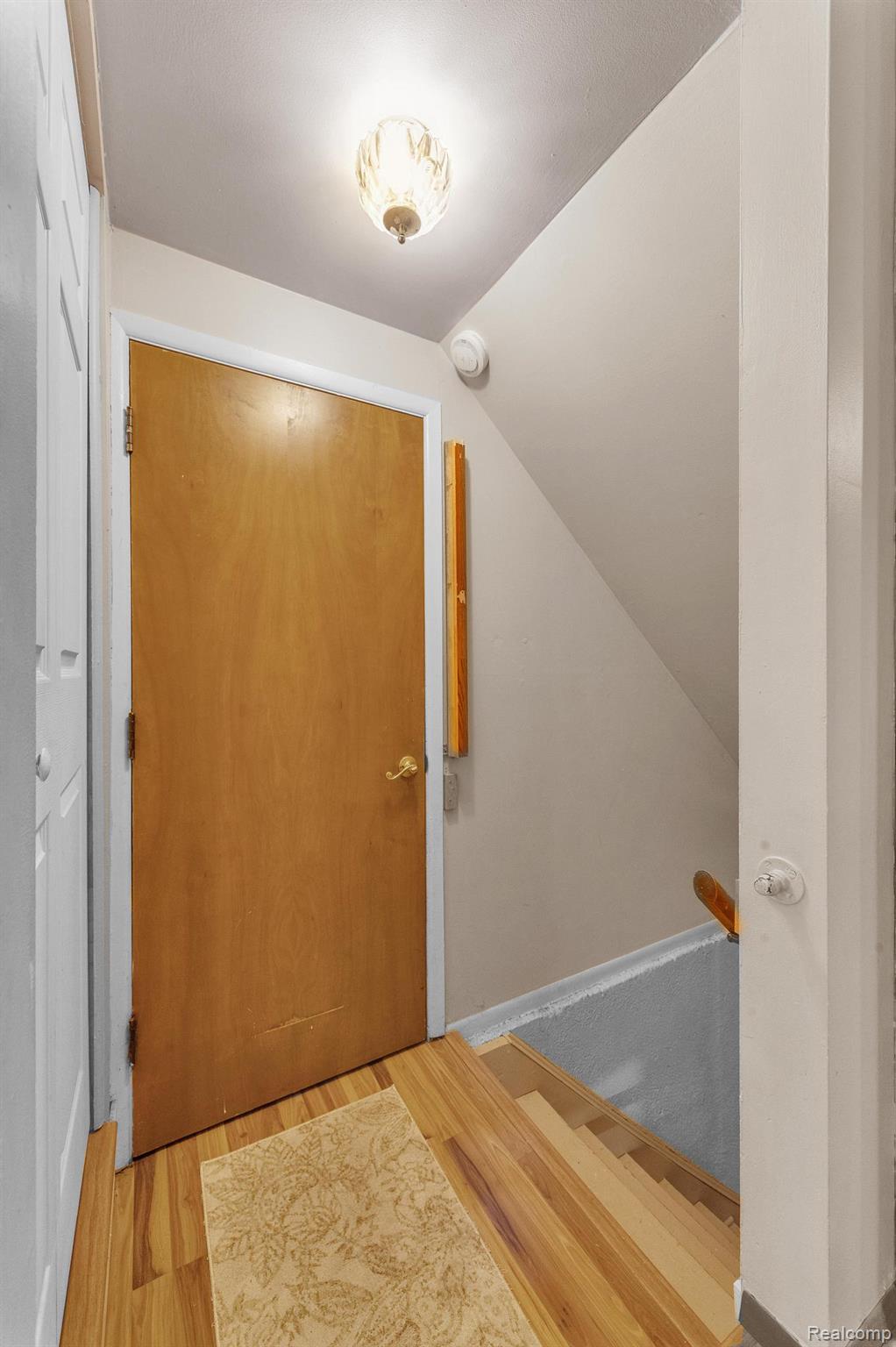 Clawson City, Michigan 48017, United States, 4 Bedrooms Bedrooms, ,2 BathroomsBathrooms,Residential,Pending,148945