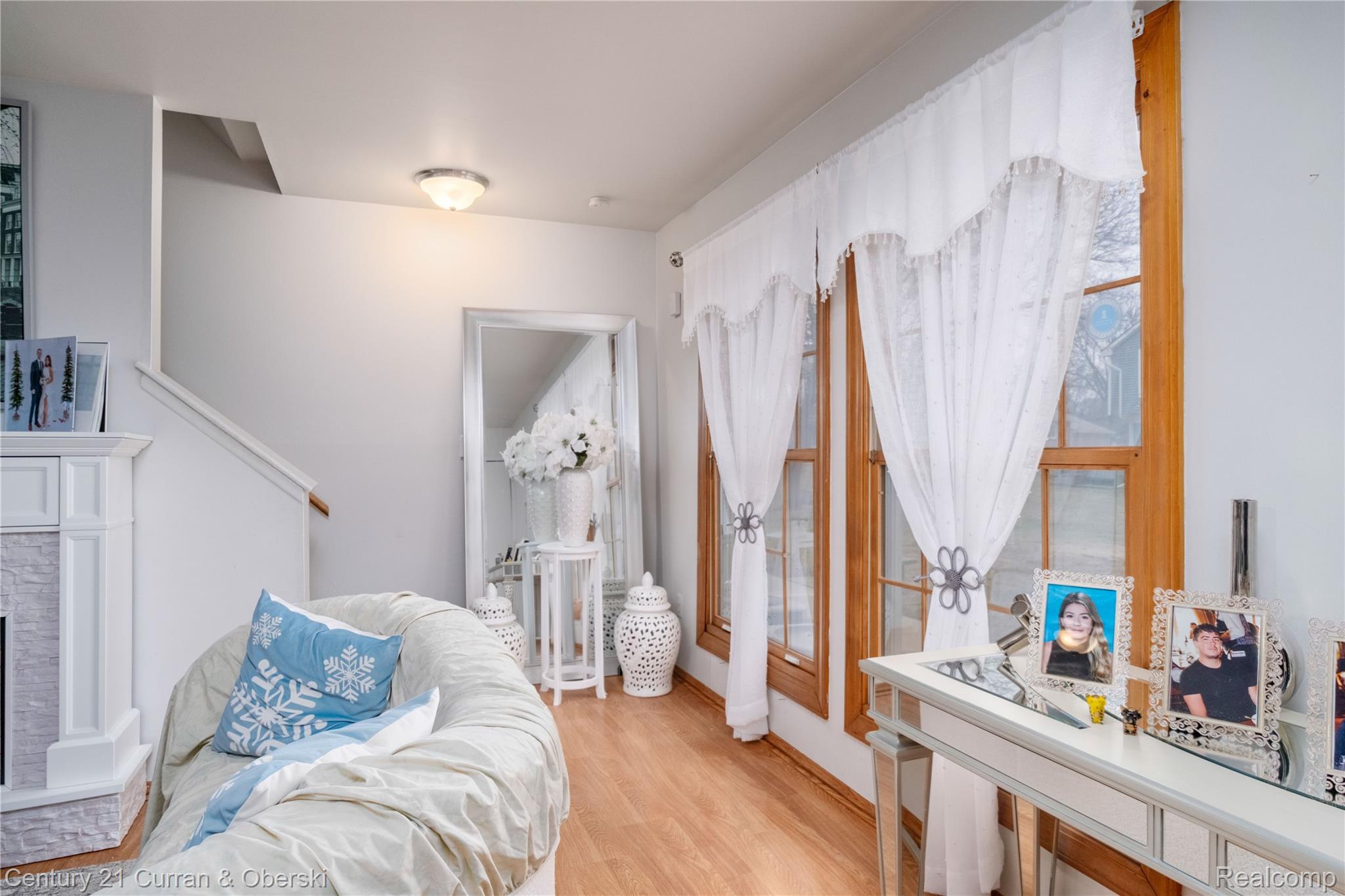 2768 Glenbridge Court