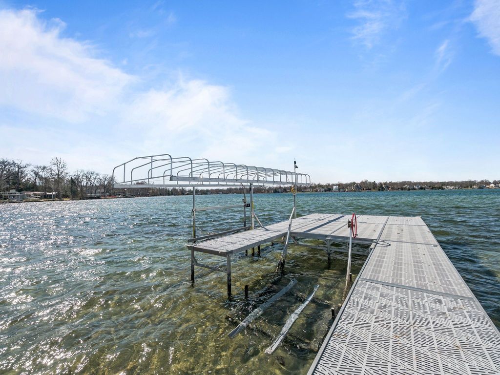 listing image 84