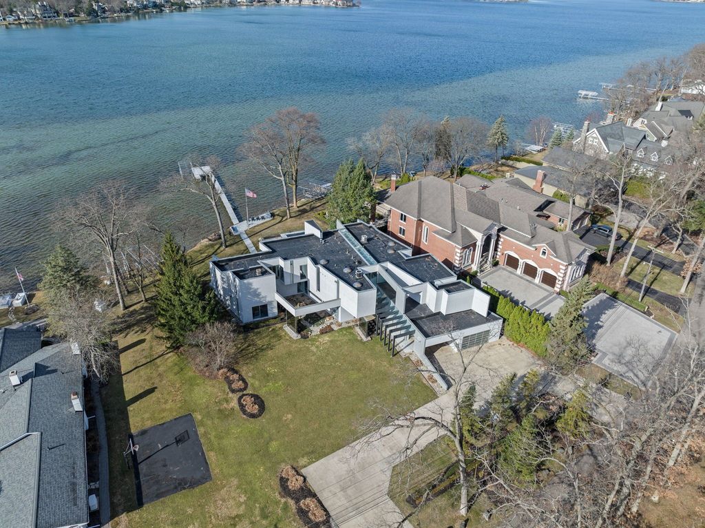 listing image 64