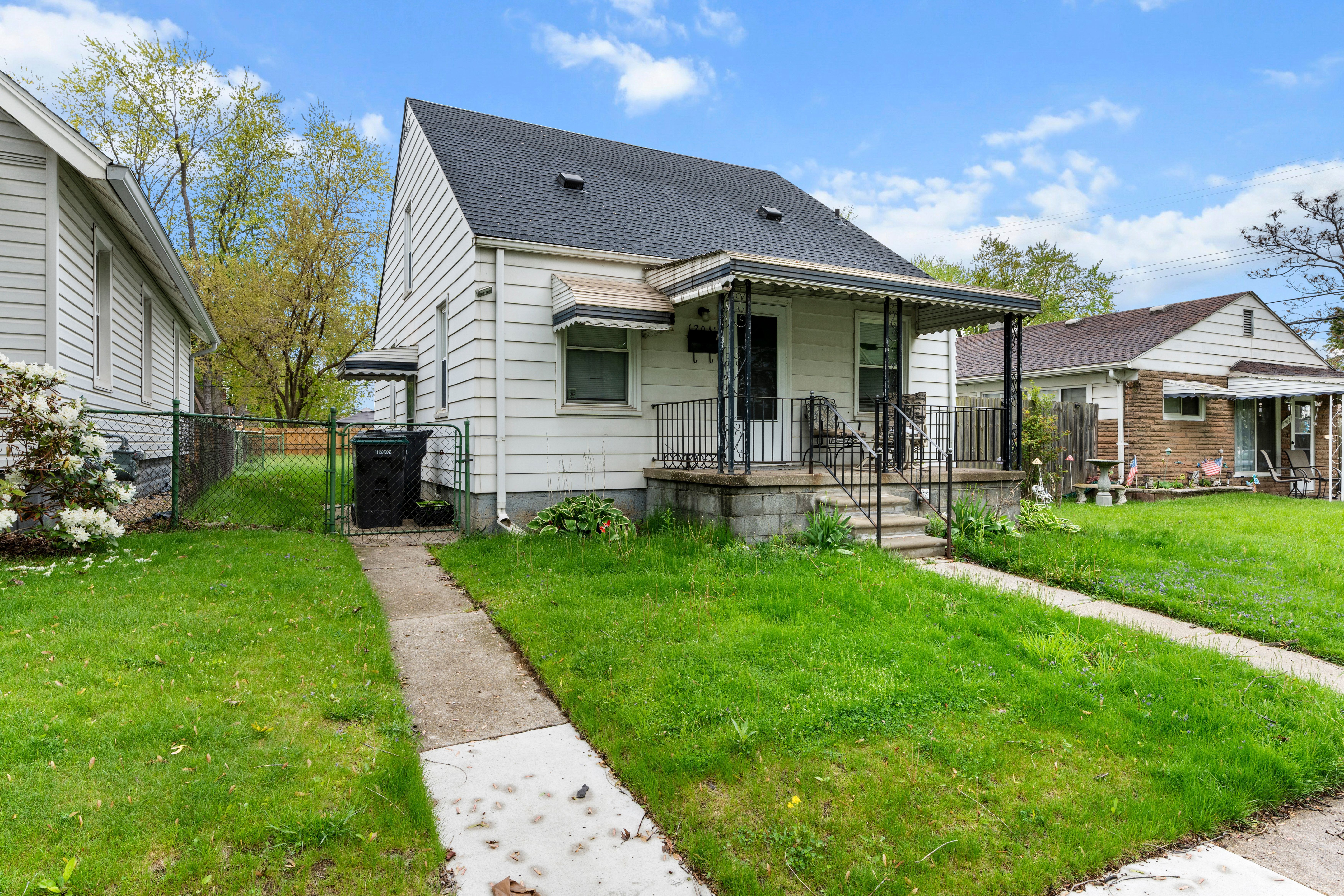 17041 HENRY Street