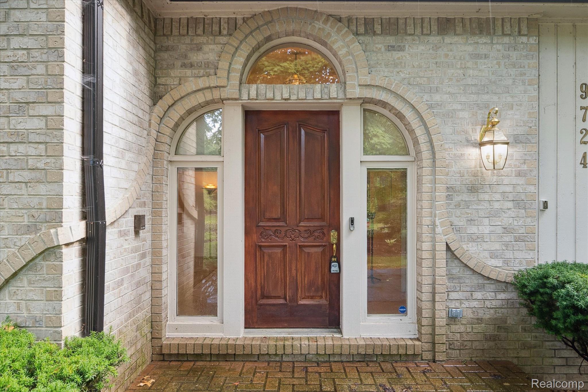 9724 Pine Valley Trail