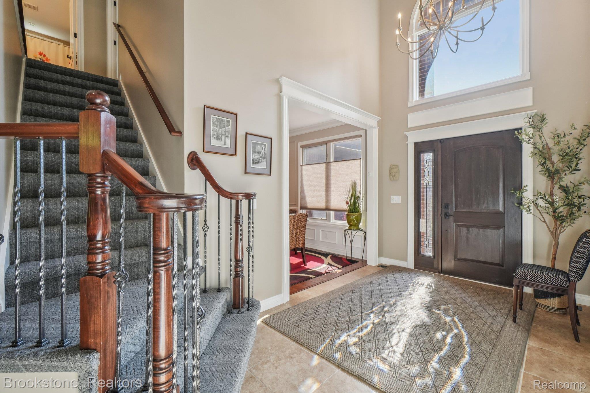 5947 Blackberry Lane