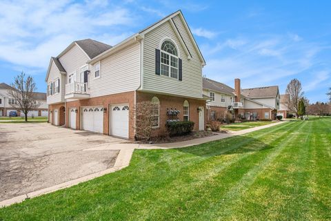 670 OLDE ENGLISH Circle Howell Township Livingston MI 48855