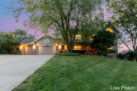 2197 Knollpoint Drive NE Ada Township MI 49301