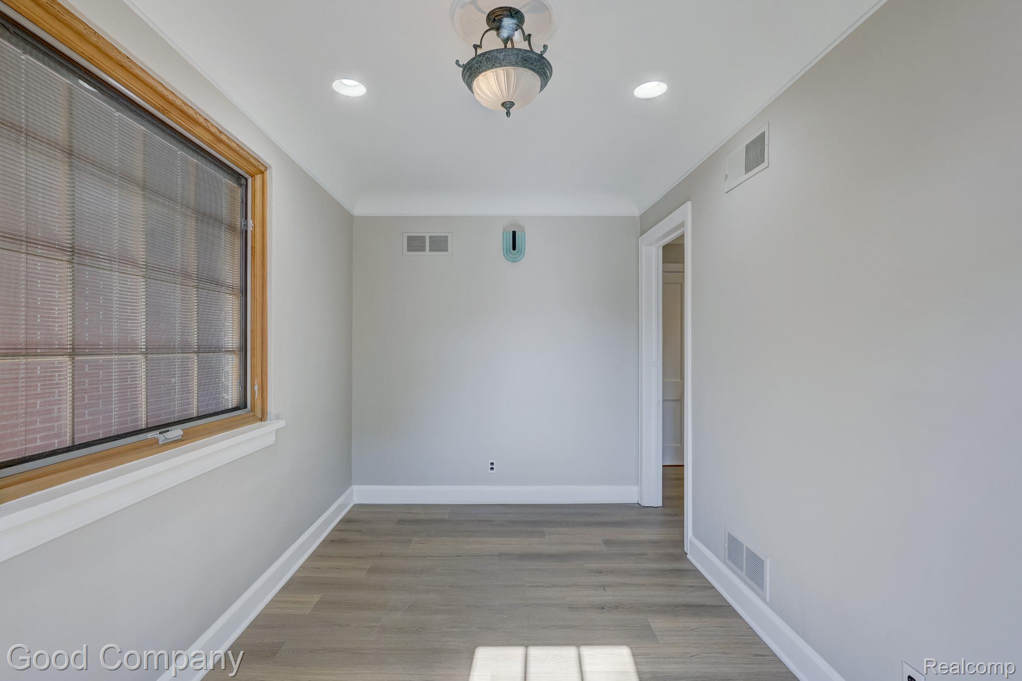 2645 Coolidge Highway